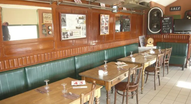 Hotel La Gare Des Années Folles, Varaa Hotelli Croix Picardy