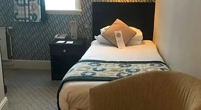Одноместный номер Standard Crown & Mitre Hotel