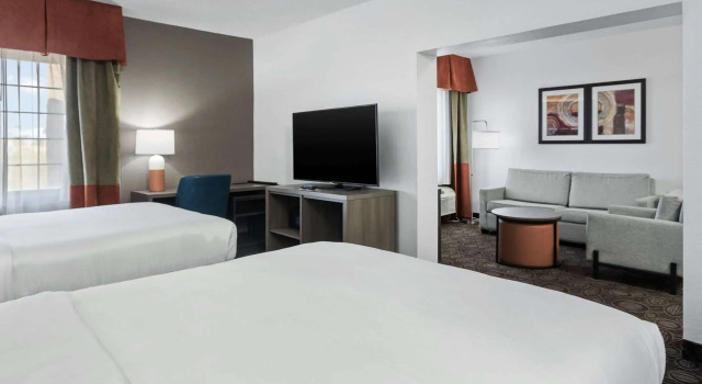 Четырёхместный люкс Comfort Inn Chandler - Phoenix South I-10