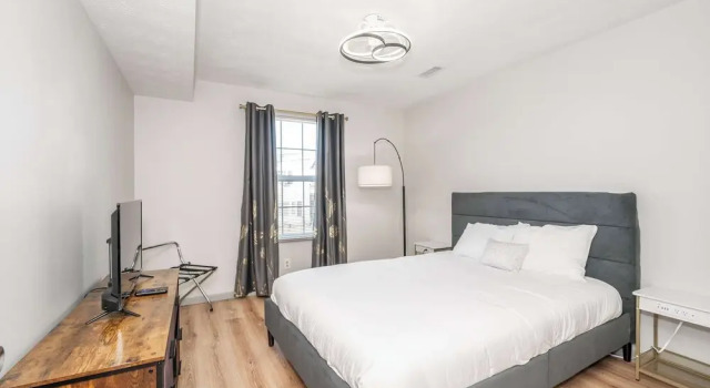Arkstone Retreat 1 - 4 minutes from the Ark!