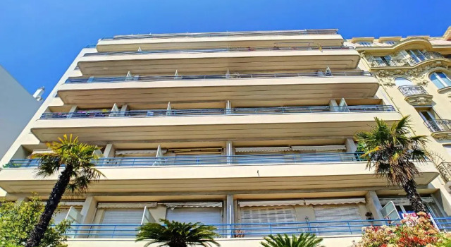 Nestor&Jeeves - HORIZON PROMENADE - Central - Sea front, Забронировать Апартаменты/квартира Отели Ниццы с парковкой, Парковка