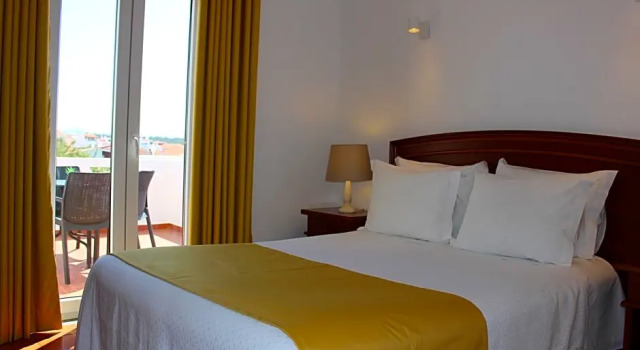 Люкс с балконом Apartamentos da Vila - Duna Parque Group