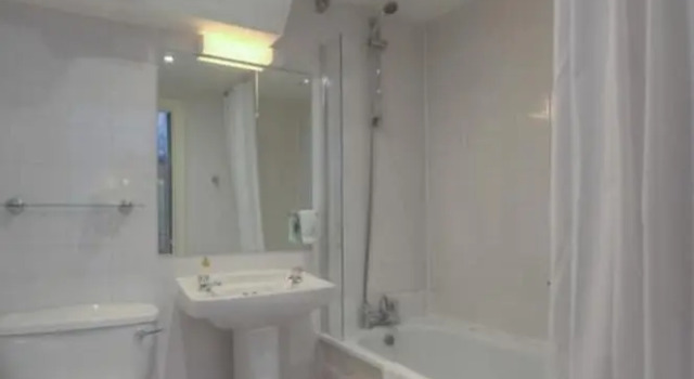 Двухместный семейный номер Standard The Elms Hotel