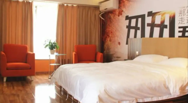 Luoyang Meining Hotel, Rezerwuj Hotel Hotele 3-gwiazdkowe w Luoyang, 3*