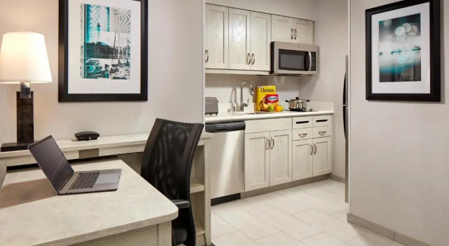 Studio Suite Homewood Suites By Hilton Long Beach Airport