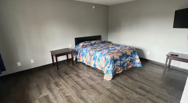 Номер Standard States Motel