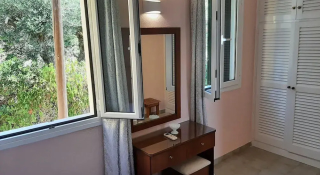 Apartment in Mpenitses Near Beaches & Pool, Забронировать Апартаменты/квартира Отели периферии Ионических островов с парковкой, Парковка