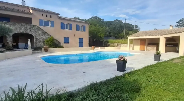 Вилла Beautiful Villa With Private Swimming Pool