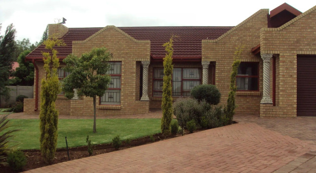 Lenthas Lodge