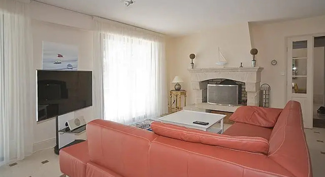 DREVEN, Rezerwuj Hotel  