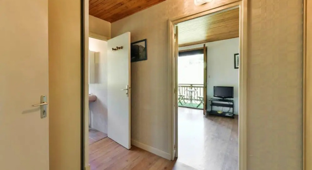 Apartment With one Bedroom in La Perrière, With Wonderful Mountain View, Furnished Garden and Wifi - 5 km From the Slopes