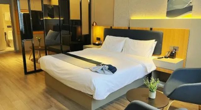 Люкс Homeinn Business Hotel (Huaibei Renmin Road Sports Center)