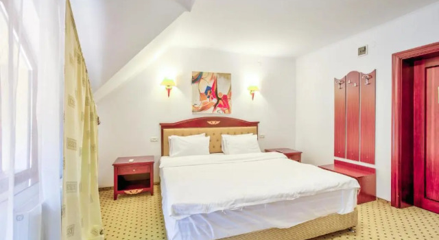 Полулюкс QResort and Spa