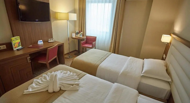 Двухместный номер Premier Central Plaza Hotel