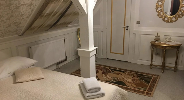 Wellness Spa Boutique Hotel Pod Lipkami, Rezerwuj Ośrodek wypoczynkowy Hotele w Praga z parkingiem, w pobliżu Strahov Stadium, Parking