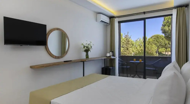 Номер Deluxe с видом на окрестности Sun Pearl Resort Çeşme