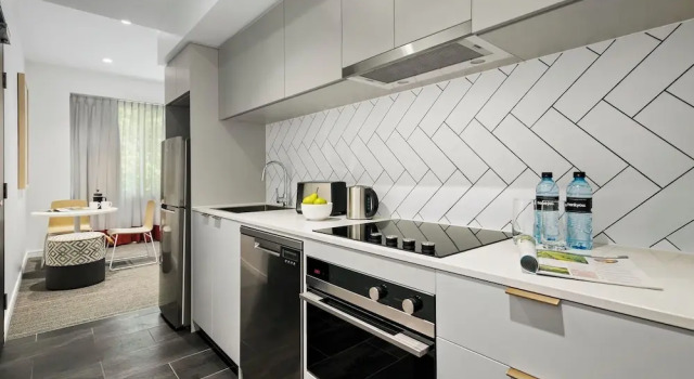 Апартаменты Executive c 1 комнатой с балконом Quest Canberra City Walk