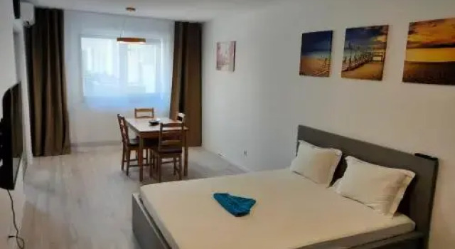 Dc Ghencea 158 Self Check-In, Book Hotel Hotels in Bucharest with Parking, near Parc Drumul Taberei, Parking
