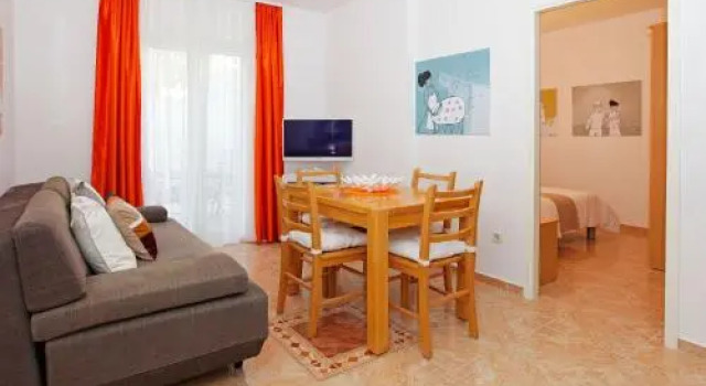 Apartments Villa Adria Bol
