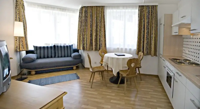 Апартаменты Neue Post Apartments