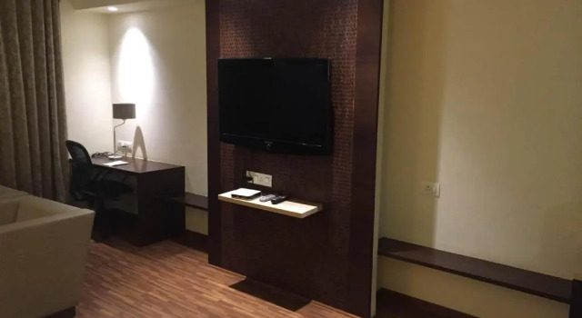 Люкс Hotel Platinum Inn