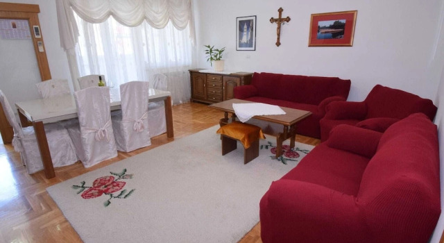 Spacious Apartment in Zadar With Balcony, Забронировать Апартаменты/квартира Задар Задарская жупания, рядом с Old Port of Foša