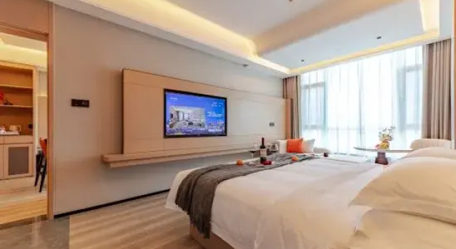 Люкс Business Yueerman Hotel (Linfen West Railway Station Gulou West Street)