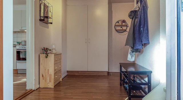 Beautiful Apartment in Sunnemo With Wifi and 3 Bedrooms, Rezerwuj Apartament Hotele w Svealand z parkingiem, Parking