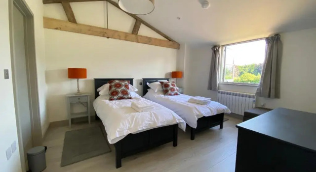 Glebe Barn, Little Glebe Farm, Забронировать Фермерский дом Чиппинг-Нортон Оксфордшир