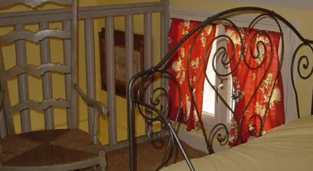Номер Standard Chambres et table dhôtes Saint Nicolas, maisonnettes individuelles dans propriété privée