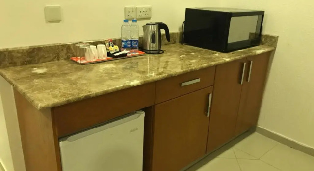 Полулюкс Lily Al-Mubarraz Serviced Apartments Economy Class