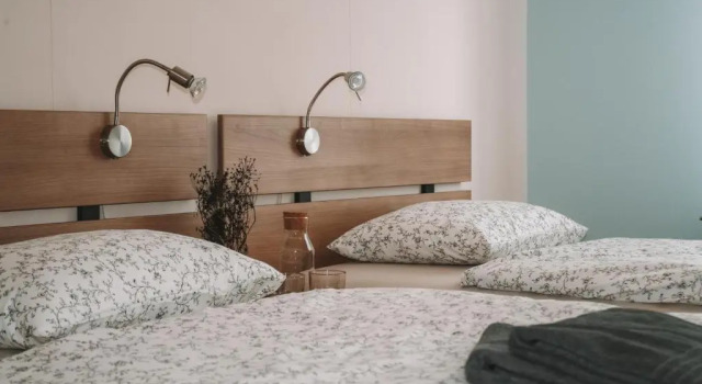 NEB-THUN LODGE`s Appartement 1 Hilterfingen Ringstrasse 6, Prenota Appartamento Huenibach Canton Berna