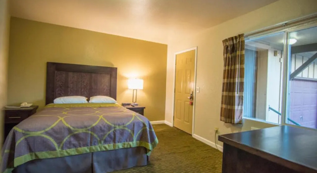 Четырёхместный номер Standard Budget Lodge Eugene - Airport