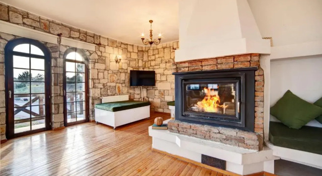Люкс Vinifera Vineyards Hotel