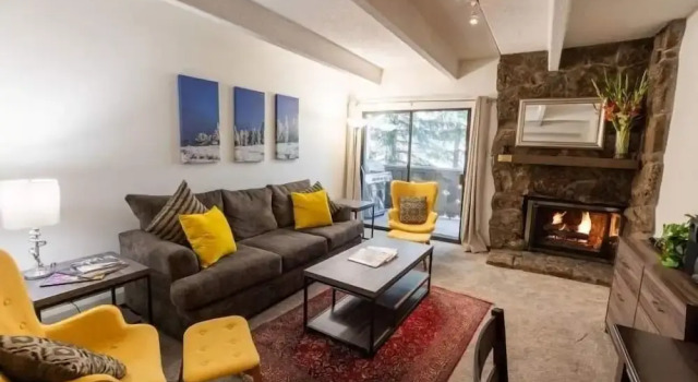 Vail Village condo walking distance to Gondola by RedAwning