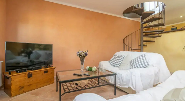 Can Ribas in Mallorca, Book Villa Hoteller i Santa Margalida med parkering, Parkering