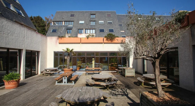 VVF Côte de Granit Rose à Trébeurden, Réserver Hôtel Hôtels à Bretagne avec parking, Parking