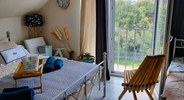 Ureki Guest House- Magnetite