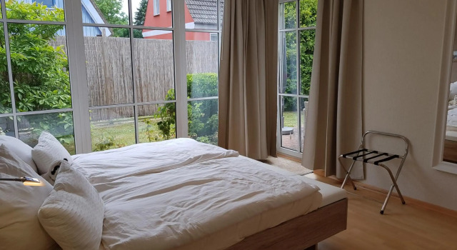 PREMIUM-LODGE im DER SÜDSCHWEDE ... Dein Gästehaus mitten in Zingst
