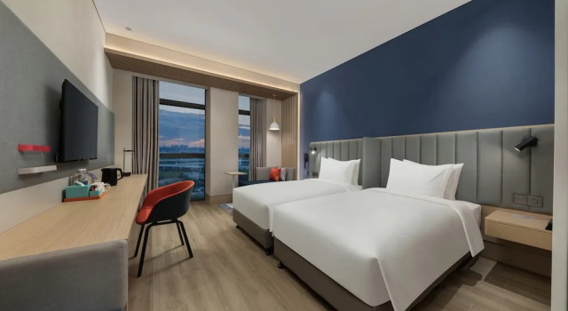 Номер Standard Holiday Inn Express Changchun Ecological Square