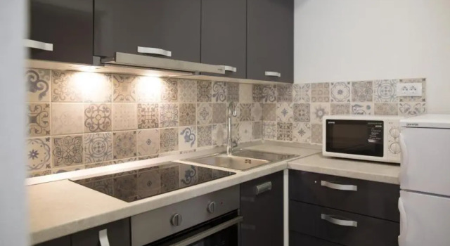 Serious Job Apartment