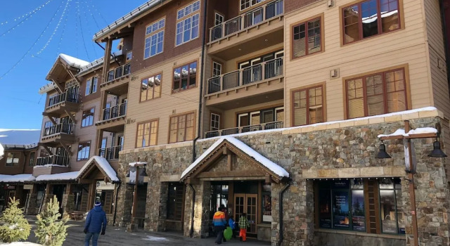 Catamount Condo #306 2 Bedrooms 2.5 Bathrooms Condo
