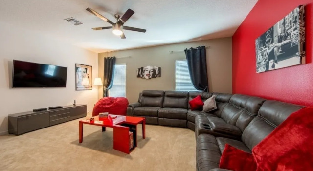 Brand New Resort Private Pool, Game Room! 6 Bedroom Home