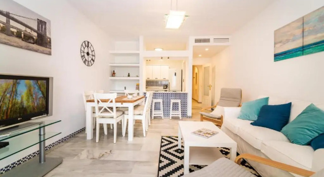 Well-located 3BDR Apartment in Fuengirola