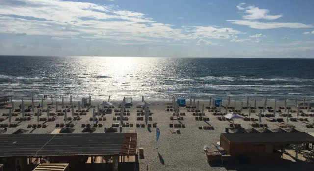 Апартаменты Panoramis 417 apartament pe plaja cu vedere frontala la mare