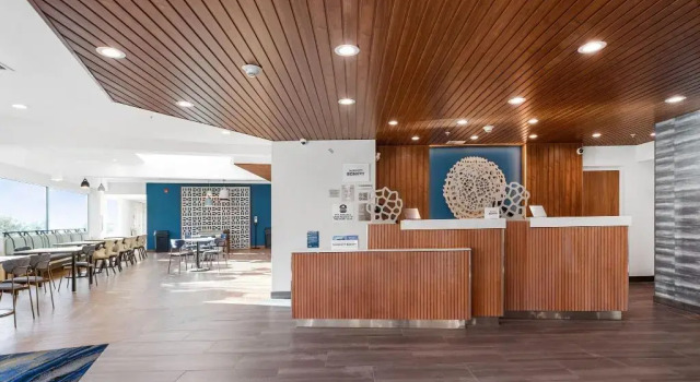 Holiday Inn Express Pacifica, Varaa Hotelli Pacifica San Mateo County