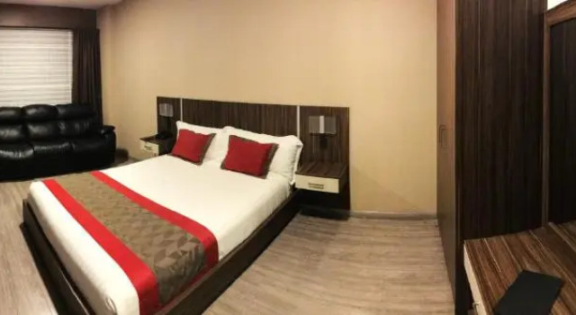 Трёхместный номер Standard с красивым видом из окна Hotel Santiago de Compostella Suites