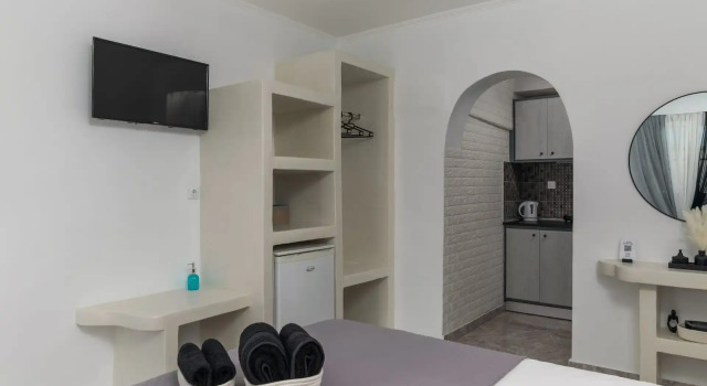 Miloessa, Prenota Hotel Hotel a Milo con parcheggio, Parcheggio