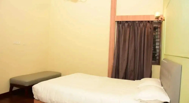 Whispering Pines, Varaa Villa Udagamandalam Tamil Nadu