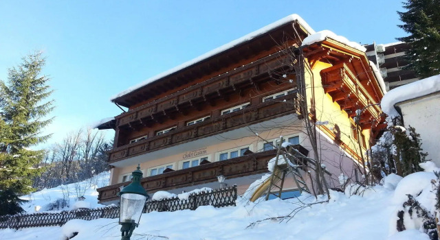 Chalet Gastein, Rezerwuj Chalet Hotele w Salzburg z parkingiem, Parking